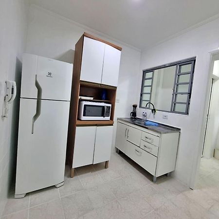 01 Dorm Reformado C/Ar Cond, Wi-Fi, 1 Vaga, Enseada, Prox Ao Pao De Acucar Apartment Guaruja Ngoại thất bức ảnh